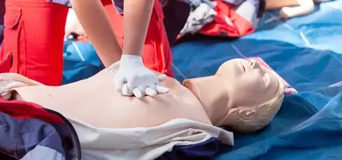 contrôle armoire à pharmacie Lorient-2