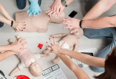 contrôle armoire à pharmacie Lorient-5