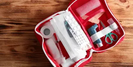 réassort armoire à pharmacie Le Mans-5