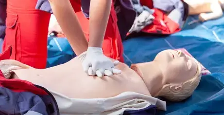 réassort armoire à pharmacie Lorient-4
